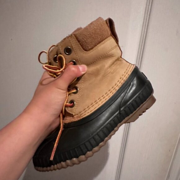 EUC Sorel youth cheyanne II lace chukka boot - Picture 6 of 9